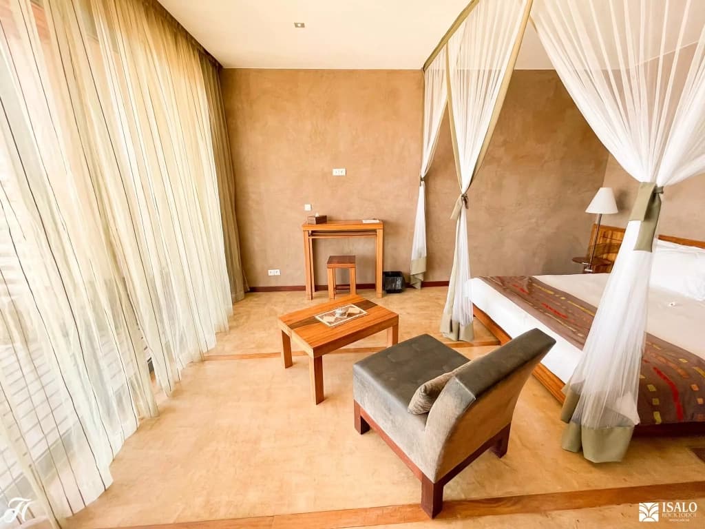 top-3-des-meilleurs-hotels-a-isalo